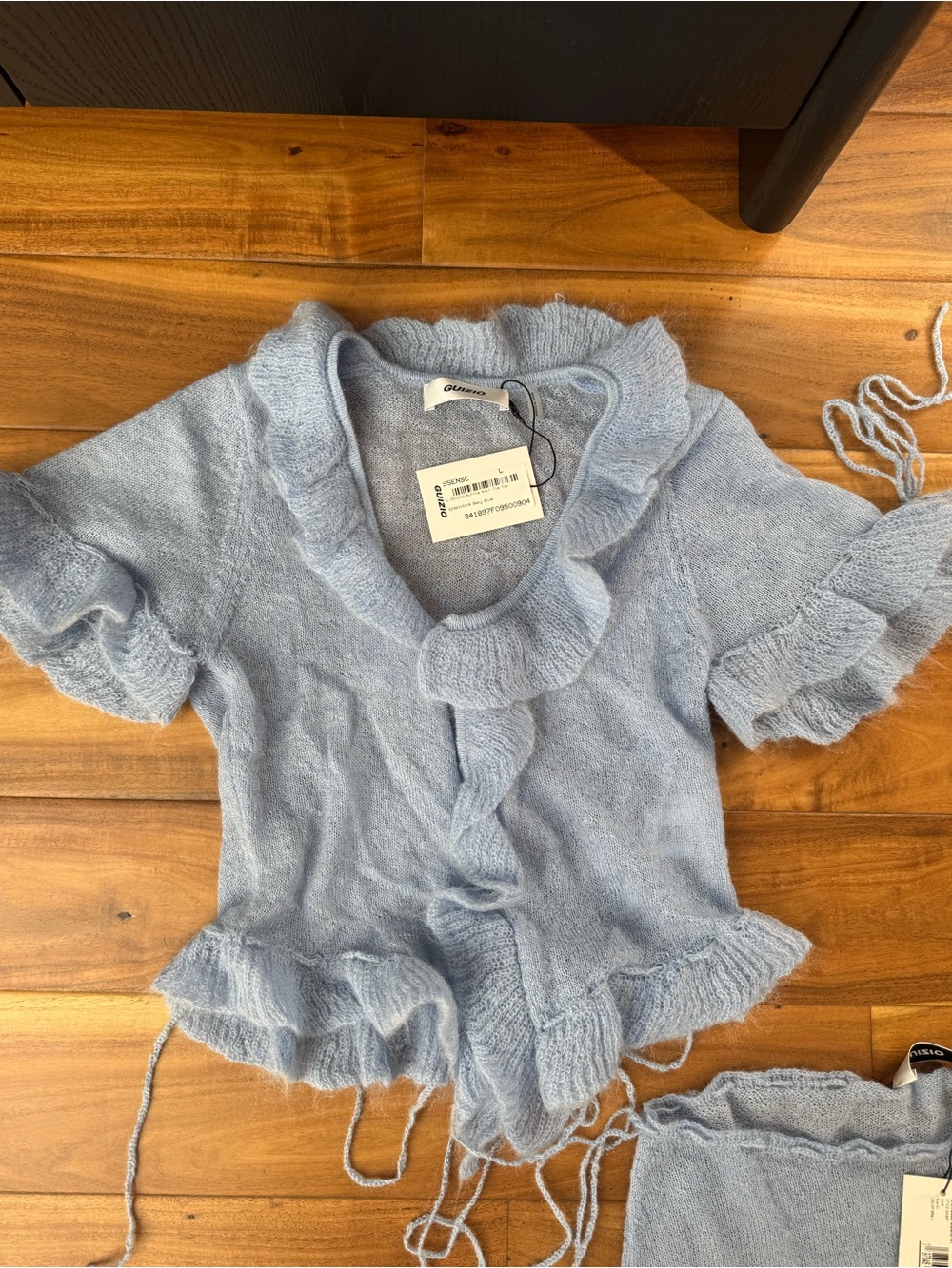 NWT Guizio blue ruffle knit short set - Picture 3 of 6